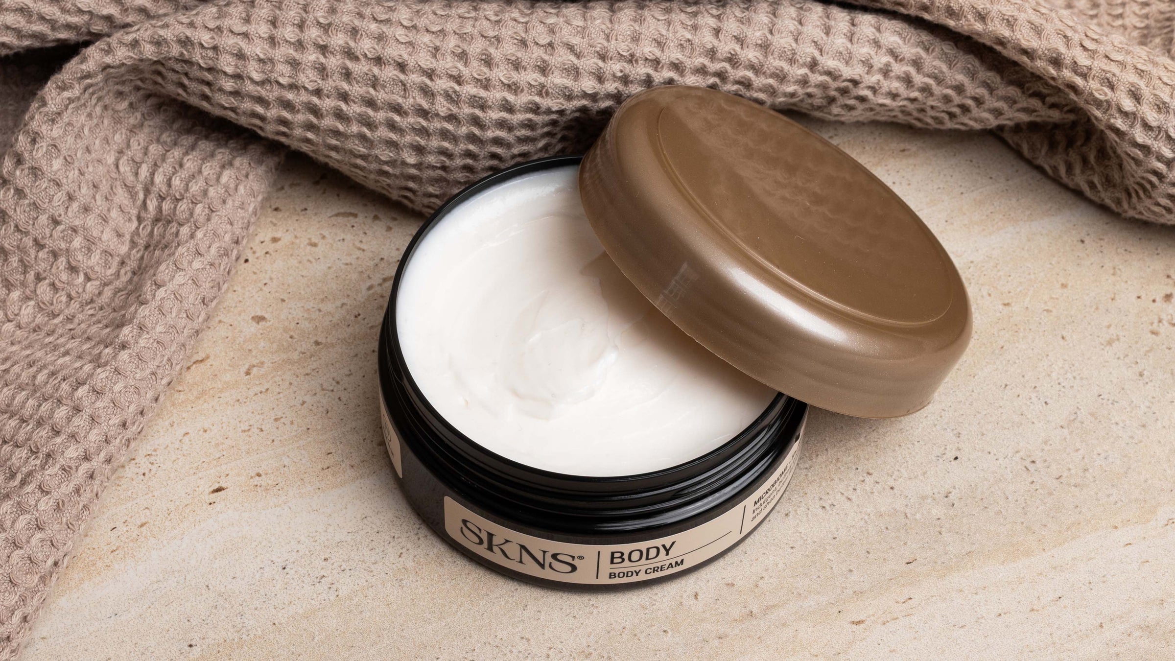 NYHED: Gå sommeren imøde med SKNS Body Cream